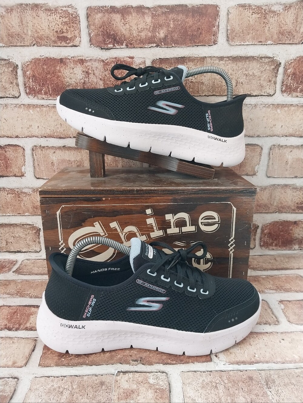 Pre-owned 2024 Skechers 100% Waterproof Go Walk Slip Ins